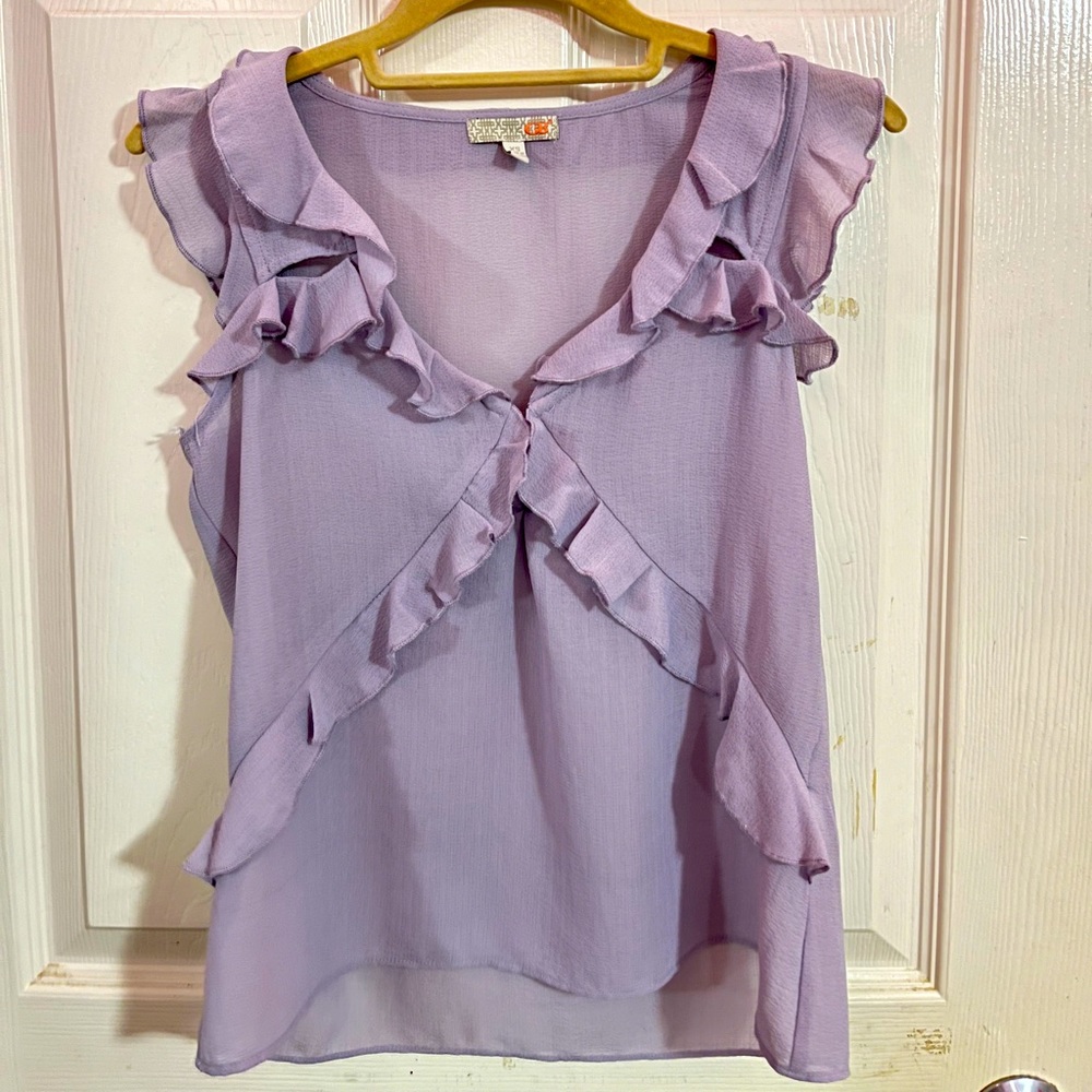 Gianni bini blouse. Size XS. Barley worn. Light purple. Sheer material